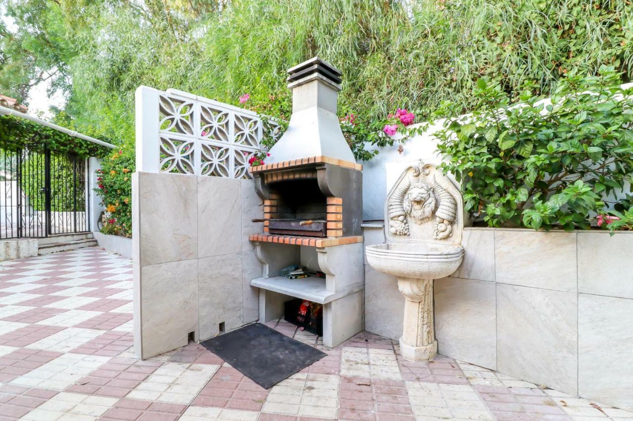 Villa Vita In Elviria Марбелья Экстерьер фото